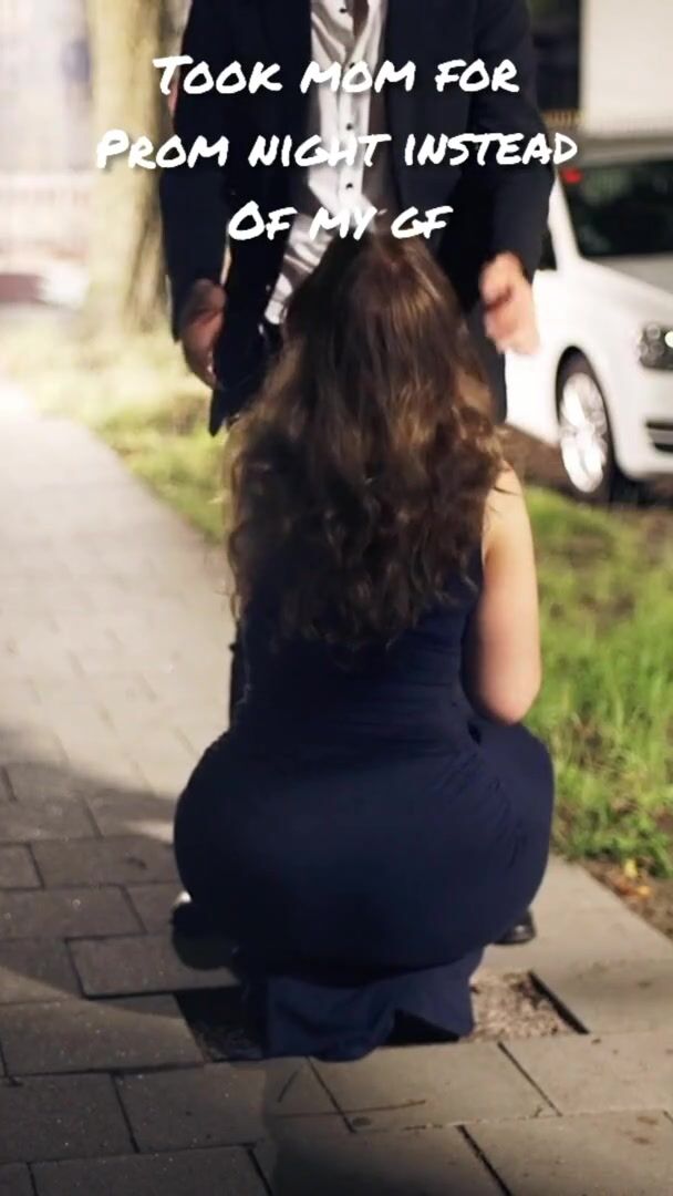 Going to prom with mom was the best idea