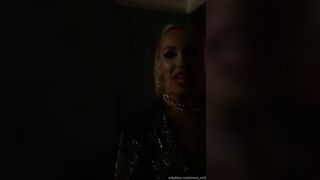 MILFs: Bimbo milf cocksucker #2