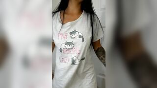 My lazy morning outfit. It's convenient for morning quickies before the kids get up????