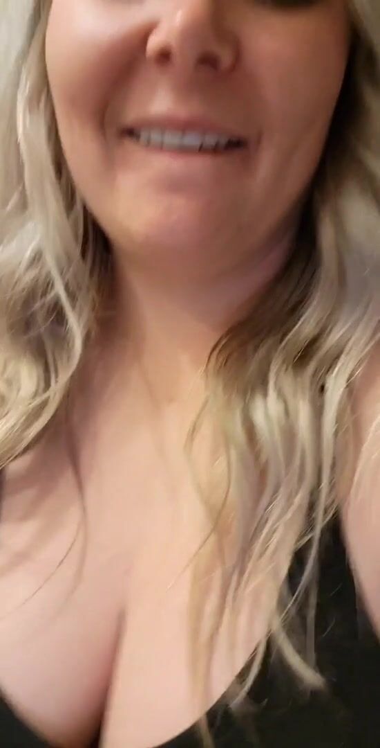 Happy hump day ♥️ Hopefully this will help you get through your day