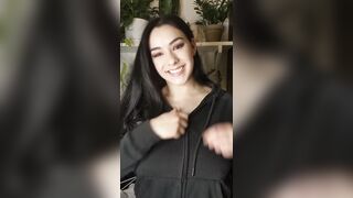 CUTE GIRL WITH Big Beautiful Tits TO SHOW OFF