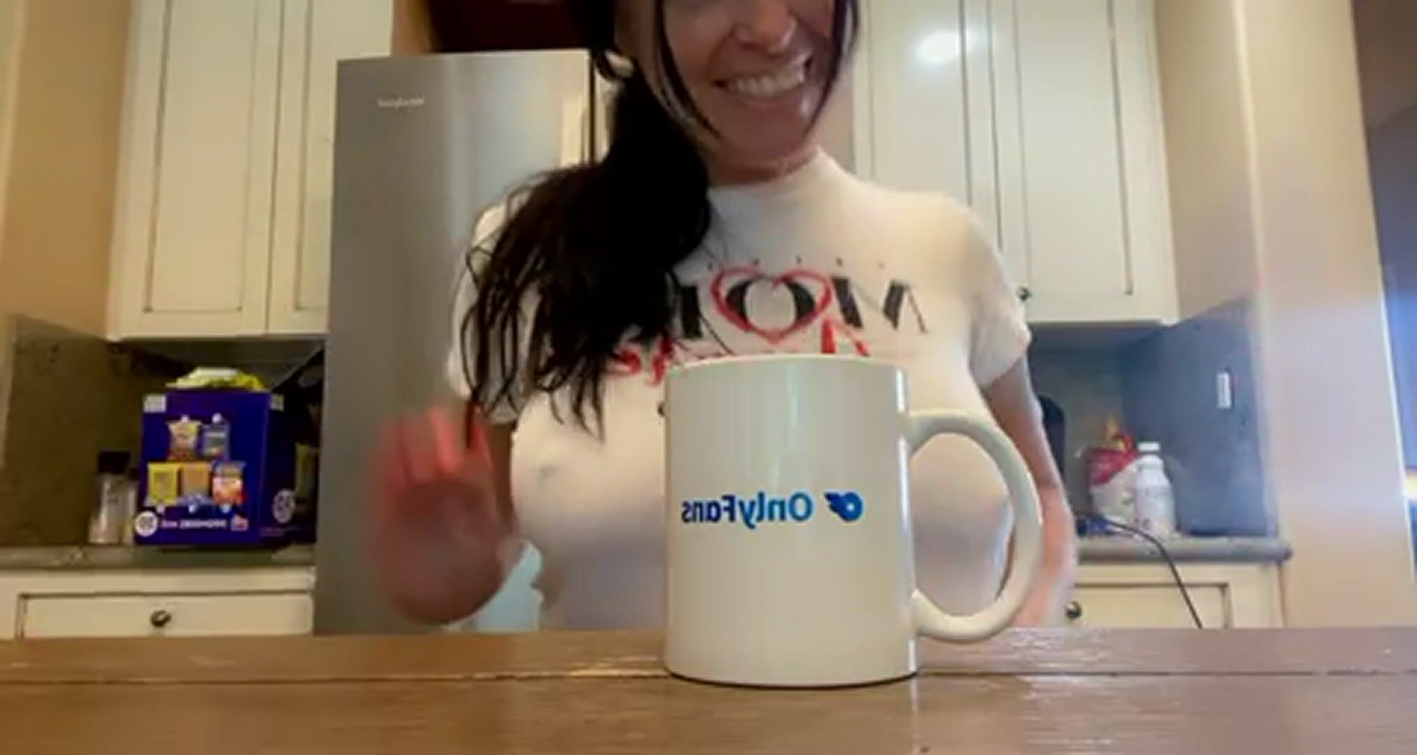 Just call me “coffee girl”.. cuz I’m good to the last drop….