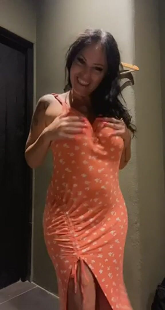 Mommy is on vacation… wish you could cum with me