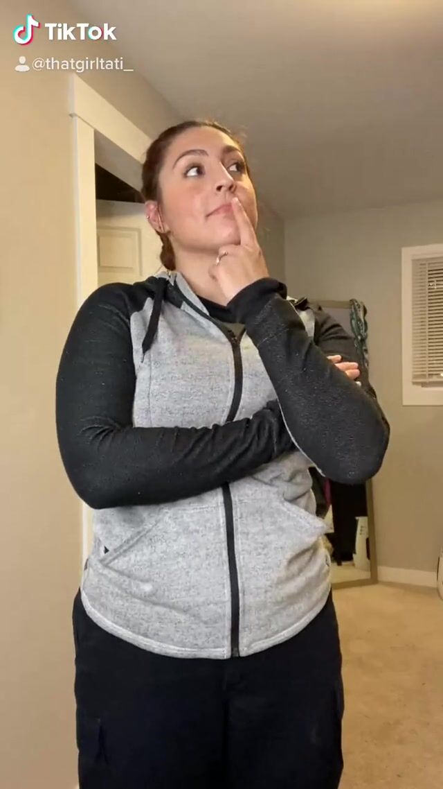 SHE GOT A BEAUTIFUL BIG BOOBS TO PRESS