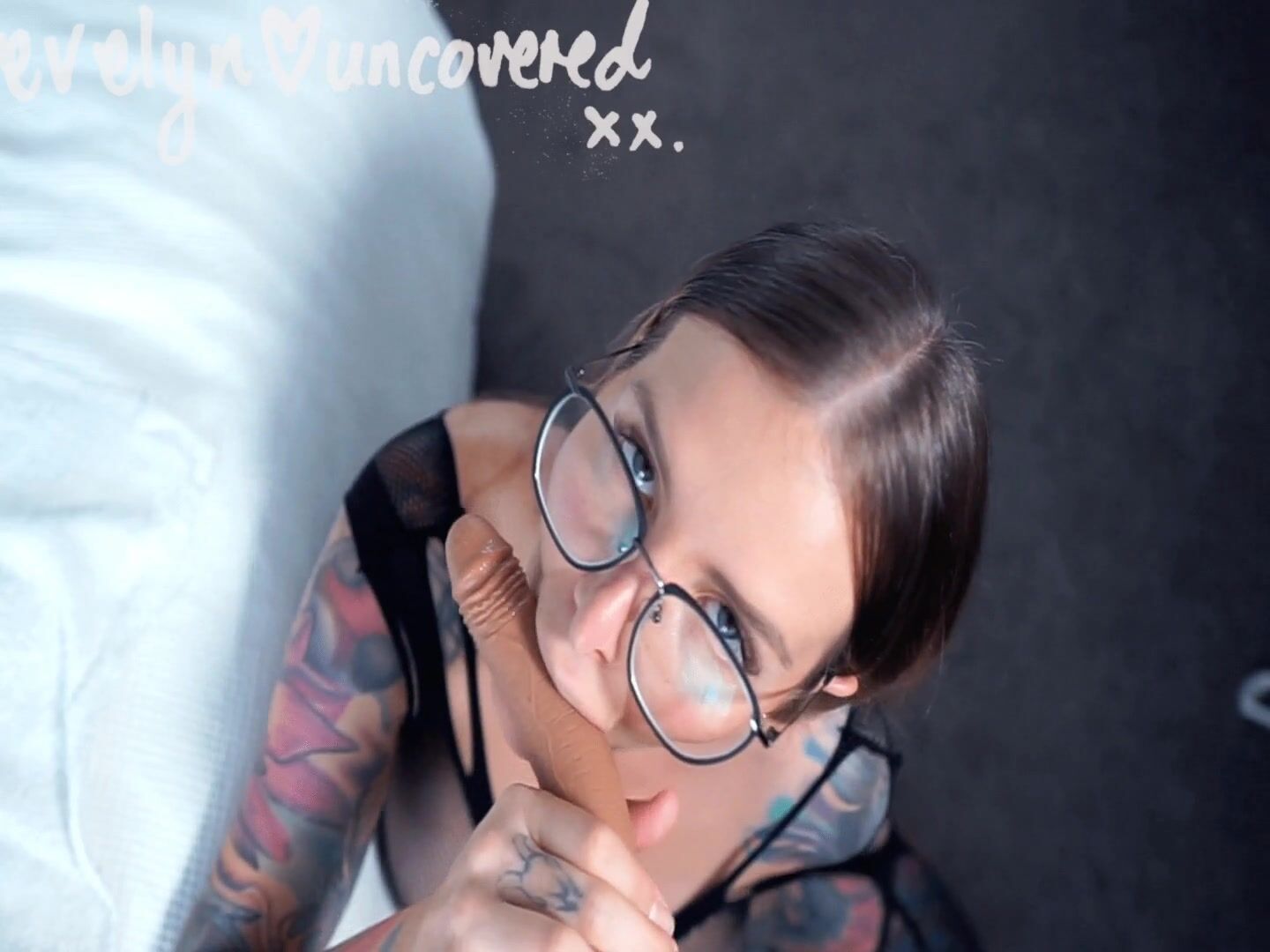 Blowjob eye contact