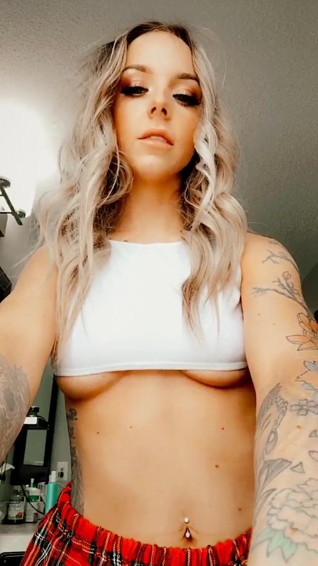 29 yo Canadian mom of 2 .. would you ?