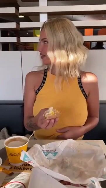 Would you notice me risking it all in public? 32 yo mom of 3