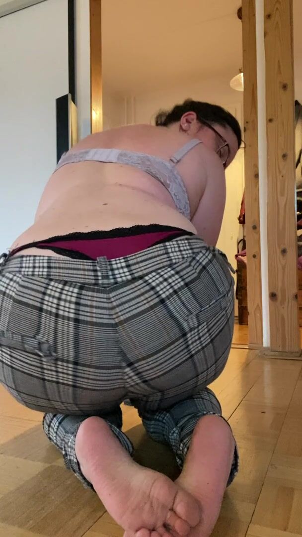 I tend to fall in love when men eat my ass