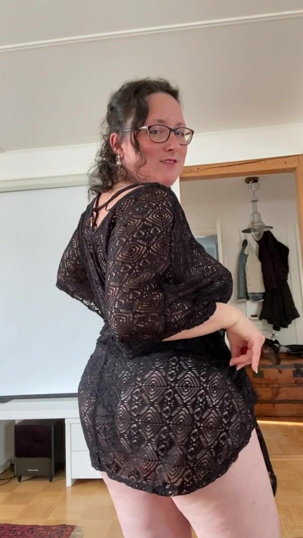 Your dick looks cold, want to warm it up inside me?