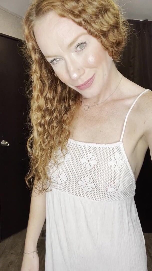 Pull my string, and I’ll pull on your cock???? 42, mom of two